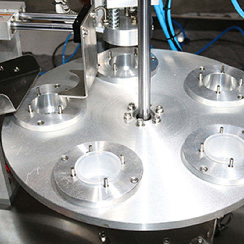Coffee Equipment For Business - Piccola macchina semiautomatica per il riempimento